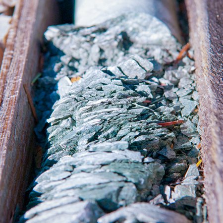 Technicien en g&eacute;ologie et en min&eacute;ralogie