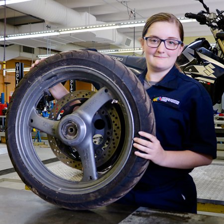 M&eacute;canicien de v&eacute;hicules l&eacute;gers