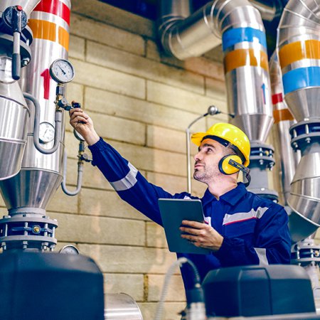 M&eacute;canicien de machines fixes